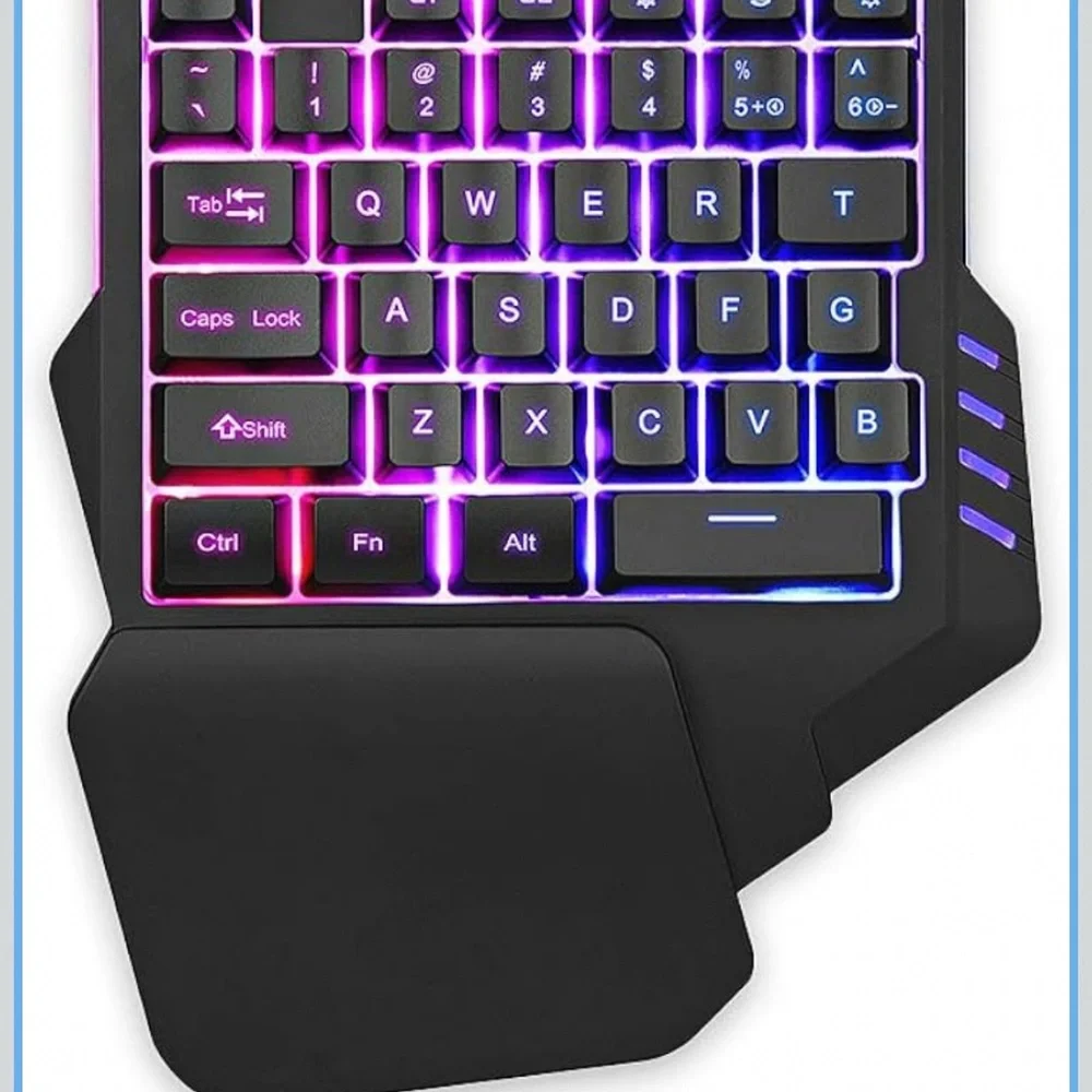 Red Thunder One Handed Gaming Keyboard RGBBacklit 35 Keys Portable Mini Gaming